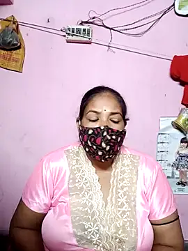 Snapshot of Hotty-rumi chatting on 02-13-25, 06:59 Hotty-rumi online show from 02-13-25, 06:59