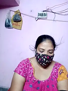 Snapshot of Hotty-rumi chatting on 02-15-25, 12:01 Hotty-rumi online show from 02-15-25, 12:01
