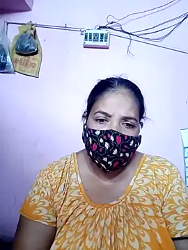 Snapshot of Hotty-rumi chatting on 02-16-25, 06:43 Hotty-rumi online show from 02-16-25, 06:43