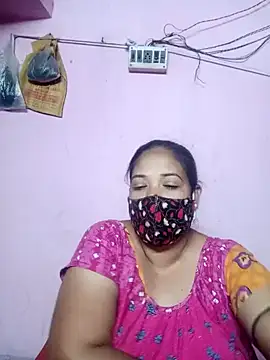 Snapshot of Hotty-rumi chatting on 02-17-25, 04:04 Hotty-rumi online show from 02-17-25, 04:04