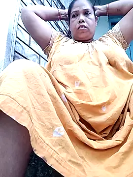 Snapshot of Hotty-rumi chatting on 09-16-25, 11:44 Hotty-rumi online show from 09-16-25, 11:44