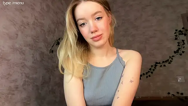 cutiemia0 online show from 05-28-26, 02:09