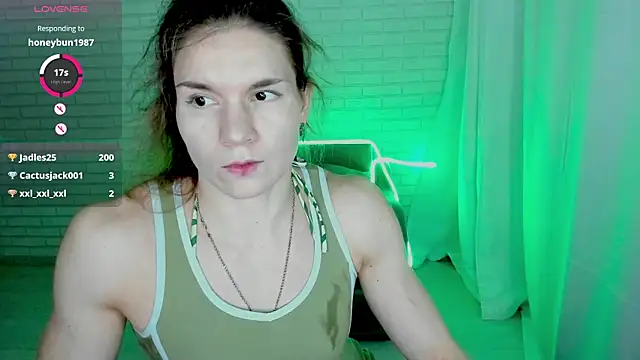 Lisa Ray online show from 01-21-25, 05:27