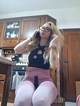 harleyejoker1 online show from 04-13-26, 08:42