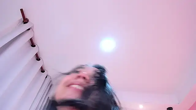 sophiawhite   online show from 02-26-25, 07:27