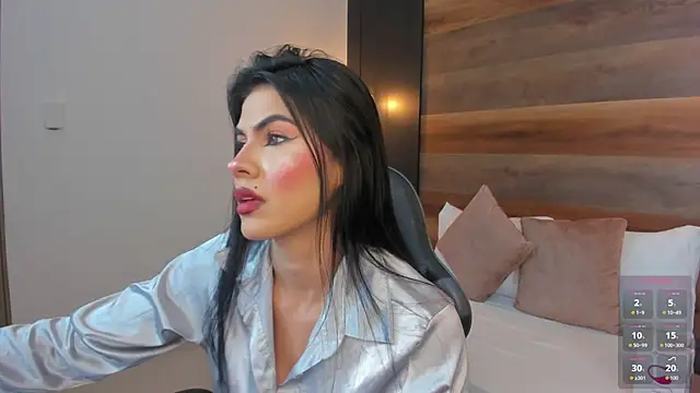 stephanya  online show from 11-12-25, 07:13