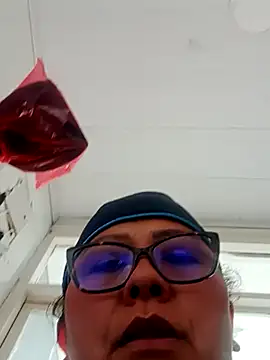 Snapshot of Darly_Gomez chatting on 12-22-24, 06:26 Darly Gomez online show from 12-22-24, 06:26