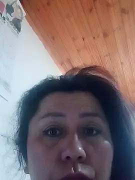 Snapshot of Darly_Gomez chatting on 01-04-25, 12:05 Darly Gomez online show from 01-04-25, 12:05