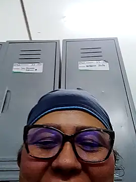 Snapshot of Darly_Gomez chatting on 01-11-25, 06:24 Darly Gomez online show from 01-11-25, 06:24