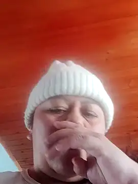 Snapshot of Darly_Gomez chatting on 01-13-25, 03:58 Darly Gomez online show from 01-13-25, 03:58