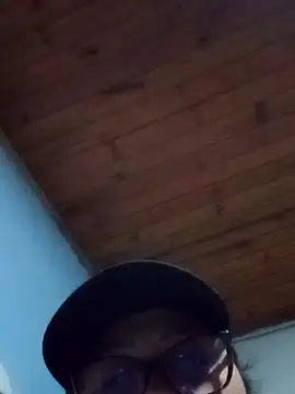 Snapshot of Darly_Gomez chatting on 01-15-25, 04:36 Darly Gomez online show from 01-15-25, 04:36