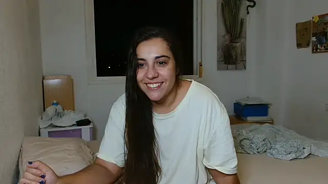 Snapshot of Ursumi1 chatting on 07-12-26, 08:44 Ursumi1 online show from 07-12-26, 08:44