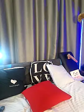 Milforja online show from 04-15-26, 04:52