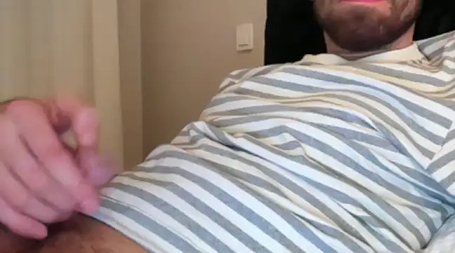 Snapshot of cottonmouth933 chatting on 01-26-25, 08:13 cottonmouth933 online show from 01-26-25, 08:13