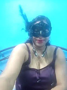 Sexy Mona Bhabhi online show from 03-01-25, 06:11