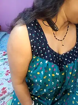 Sexy Mona Bhabhi online show from 02-06-26, 06:22