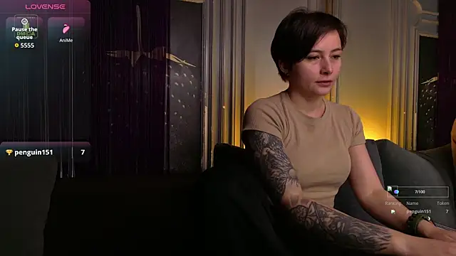 Snapshot of Ishtar_Divine chatting on 10-30-25, 03:46 Ishtar Divine online show from 10-30-25, 03:46