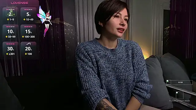 Snapshot of Ishtar_Divine chatting on 11-18-25, 03:05 Ishtar Divine online show from 11-18-25, 03:05