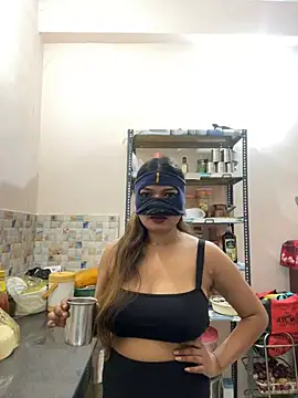 HoneyBearCpl online show from 02-11-25, 04:13