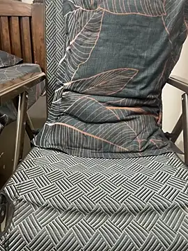 Snapshot of HoneyBearCpl chatting on 02-22-26, 04:05 HoneyBearCpl online show from 02-22-26, 04:05