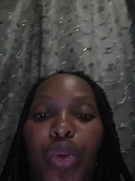 wet Lips x x online show from 12-18-24, 10:02