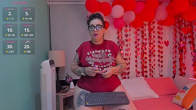 Snapshot of poisson_ivy chatting on 02-20-25, 07:01 poisson ivy online show from 02-20-25, 07:01