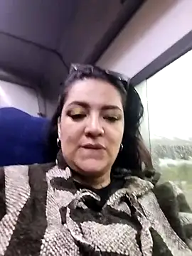 Snapshot of poisson_ivy chatting on 03-17-25, 11:21 poisson ivy online show from 03-17-25, 11:21