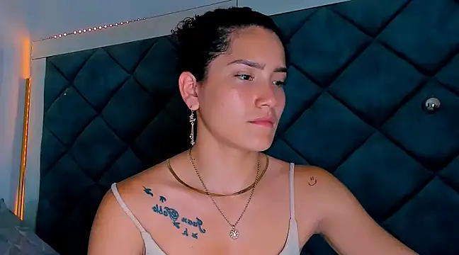 Nellyhills online show from 02-04-25, 07:11