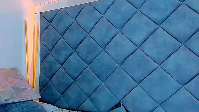 Nellyhills online show from 02-21-25, 01:00