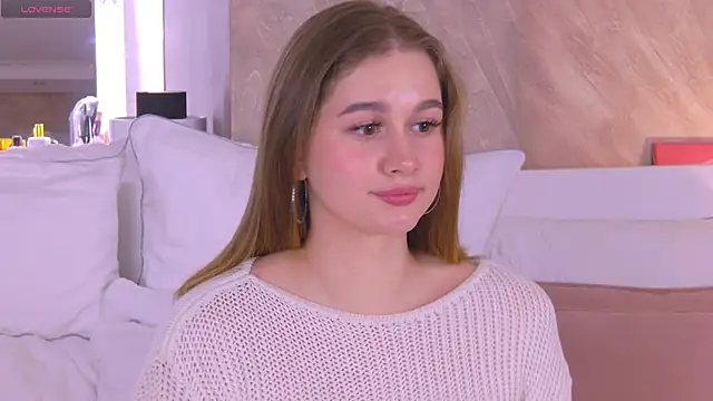 Snapshot of EllieHayes chatting on 03-01-25, 01:43 EllieHayes online show from 03-01-25, 01:43