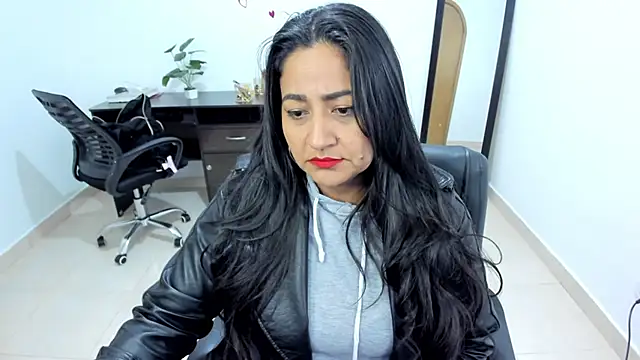 Adele Sweett online show from 02-15-25, 12:22