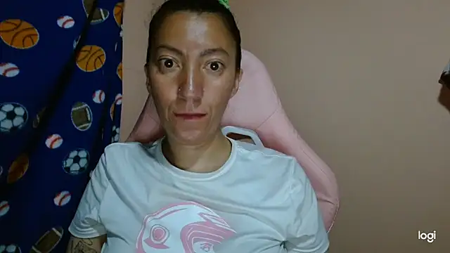 Snapshot of kaybabyhot chatting on 05-22-26, 12:44 kaybabyhot online show from 05-22-26, 12:44