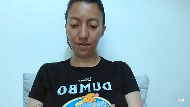 Snapshot of kaybabyhot chatting on 06-05-26, 02:34 kaybabyhot online show from 06-05-26, 02:34