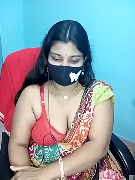 Snapshot of Hot-Angel_ chatting on 12-29-24, 01:56 Hot-Angel online show from 12-29-24, 01:56