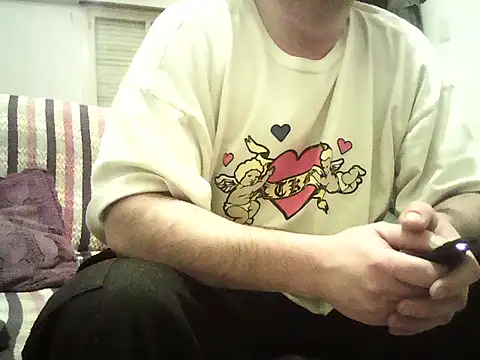 Snapshot of CCComandante chatting on 06-21-26, 07:00 CCComandante online show from 06-21-26, 07:00