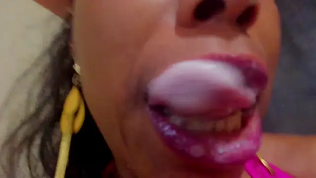 KamariaFyre online show from 02-05-25, 08:00