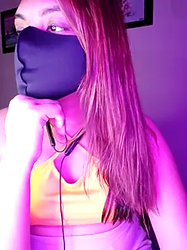 Olivia3 online show from 02-18-25, 04:16