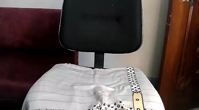 Olivia3 online show from 03-16-25, 09:26