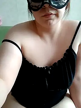 Snapshot of Miranda_Nancy chatting on 03-15-25, 10:35 Miranda Nancy online show from 03-15-25, 10:35