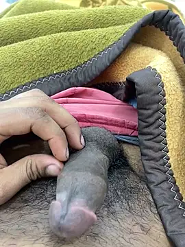 Snapshot of Lahcene chatting on 03-14-26, 02:17 Lahcene online show from 03-14-26, 02:17