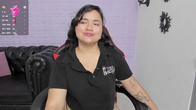 Snapshot of natasha_adams22 chatting on 03-05-25, 06:54 natasha adams22 online show from 03-05-25, 06:54