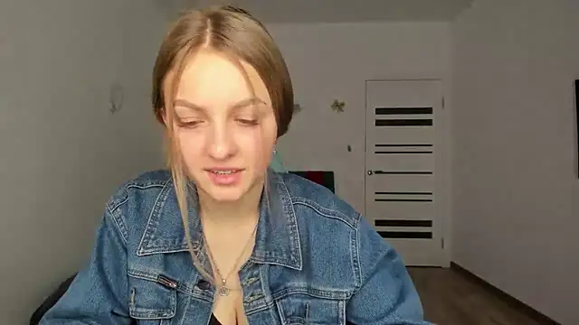 PerditaPravdina online show from 12-10-24, 01:55