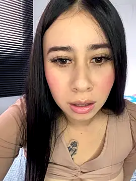 Zoee t online show from 10-12-25, 07:46