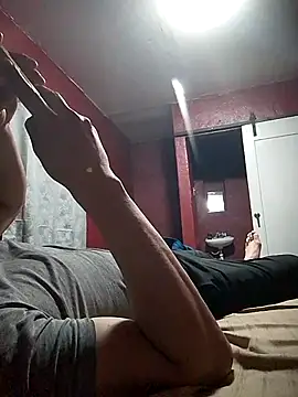 Snapshot of angeldeldiablo1592 chatting on 02-10-26, 05:22 angeldeldiablo1592 online show from 02-10-26, 05:22