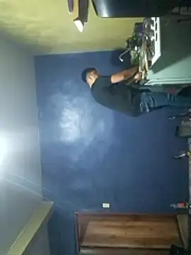 Snapshot of angeldeldiablo1592 chatting on 02-12-26, 05:02 angeldeldiablo1592 online show from 02-12-26, 05:02