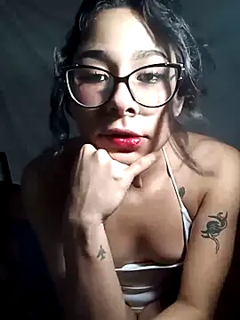 Kyomisweet online show from 12-19-24, 05:18