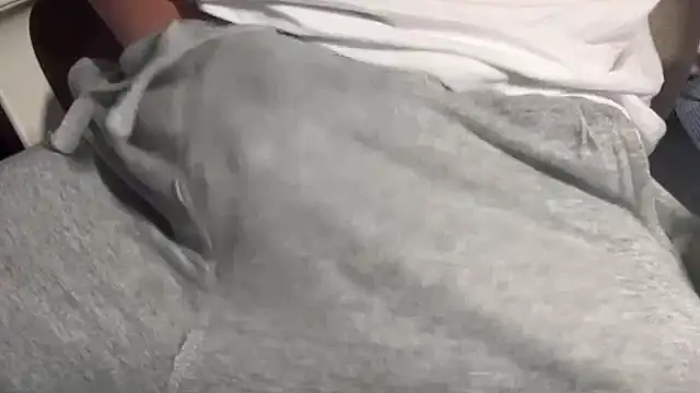 Snapshot of Axeeeeeeeeeeeel chatting on 11-26-25, 04:41 Axeeeeeeeeeeeel online show from 11-26-25, 04:41