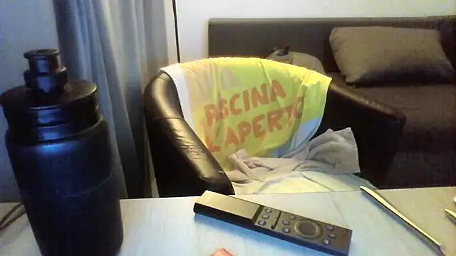 Snapshot of Avamereandmikel chatting on 09-09-25, 11:48 Avamereandmikel online show from 09-09-25, 11:48