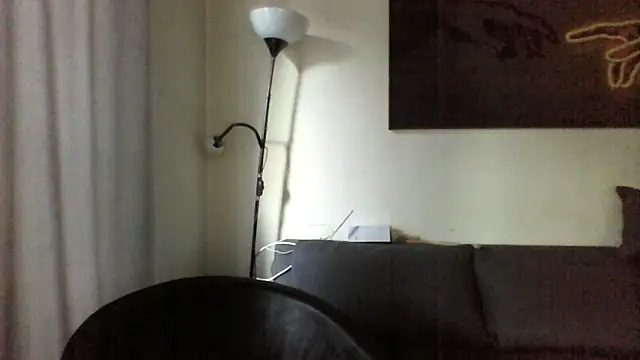 Snapshot of Avamereandmikel chatting on 03-31-26, 05:35 Avamereandmikel online show from 03-31-26, 05:35
