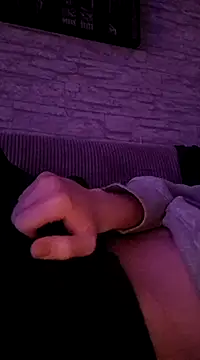 Snapshot of cutie_anonymm chatting on 12-28-24, 06:18 cutie anonymm online show from 12-28-24, 06:18